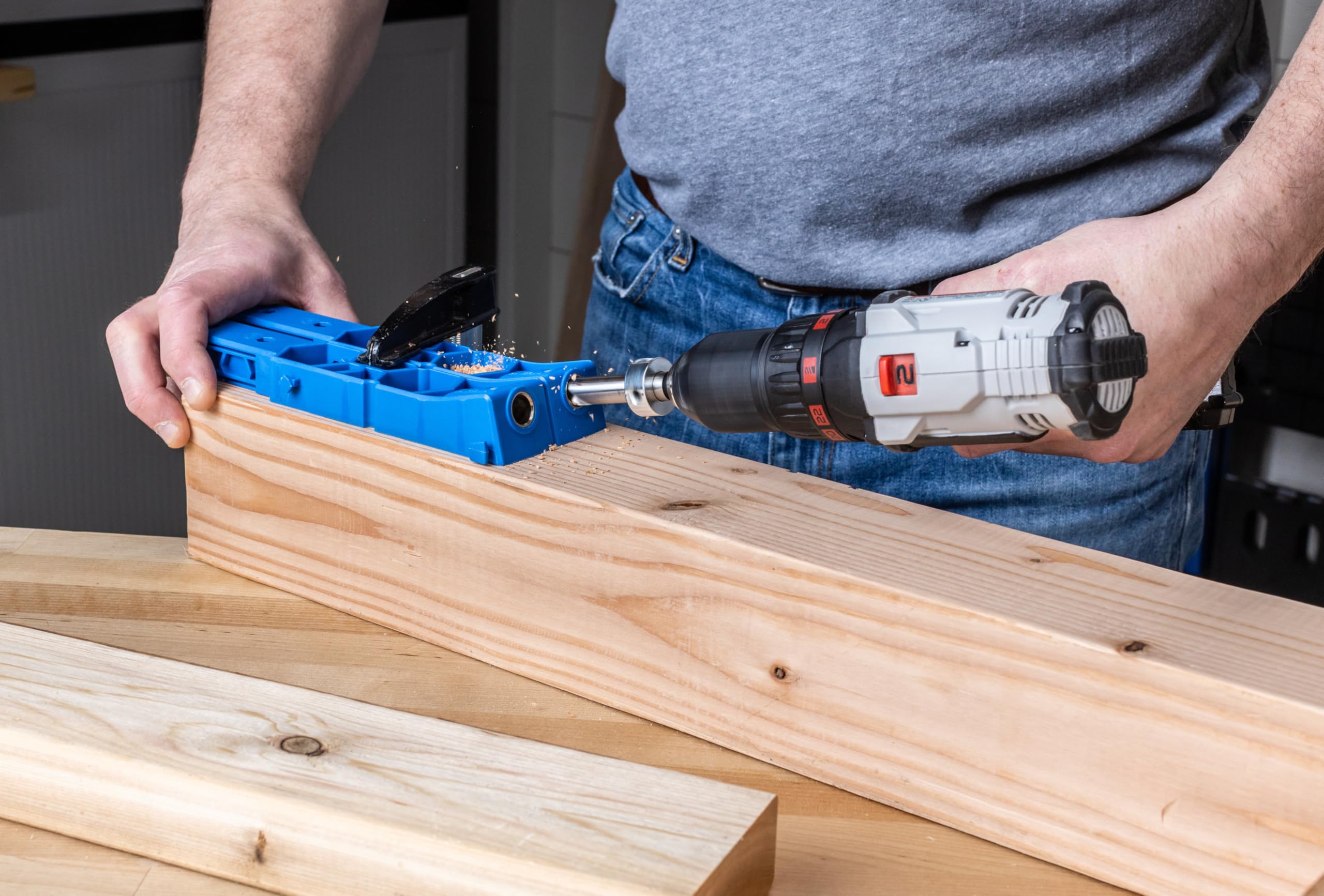 Kreg KPHJ920 XL drill bit and screws pairing for heavy-duty projects.