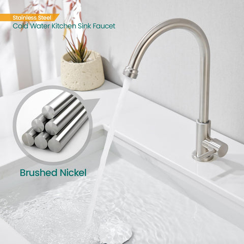KroBer garden hose-end adapter enables versatile washing tasks.