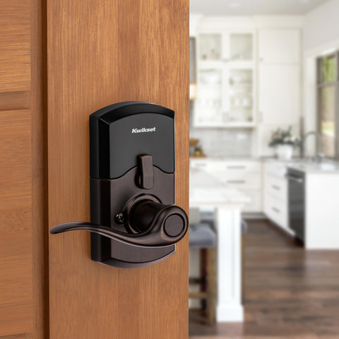 Kwikset SmartCode 917 auto-lock timing options shown for customizable security.