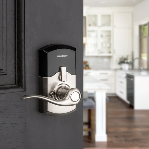 Kwikset SmartCode 917 battery life information and accessibility.