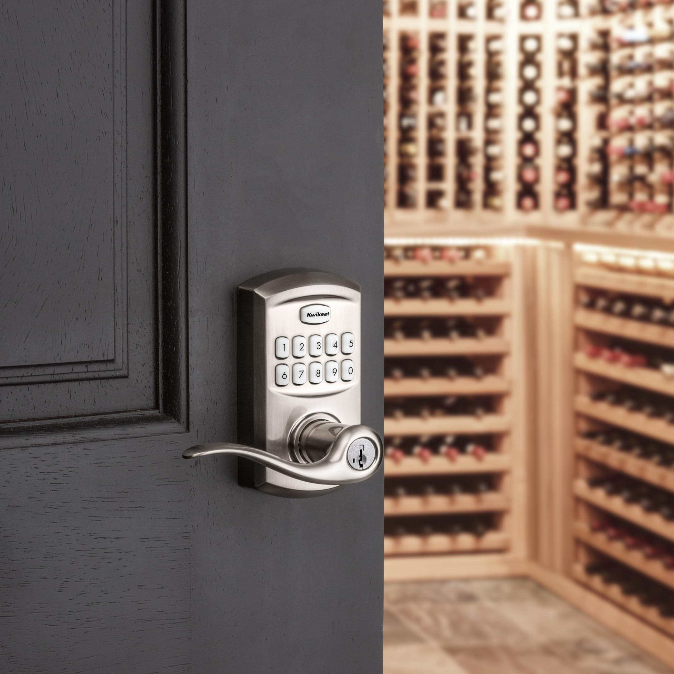 Kwikset SmartCode 917 SmartKey rekey option for easy updates.