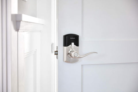 Kwikset SmartCode 917 vacation mode protects doors while away.
