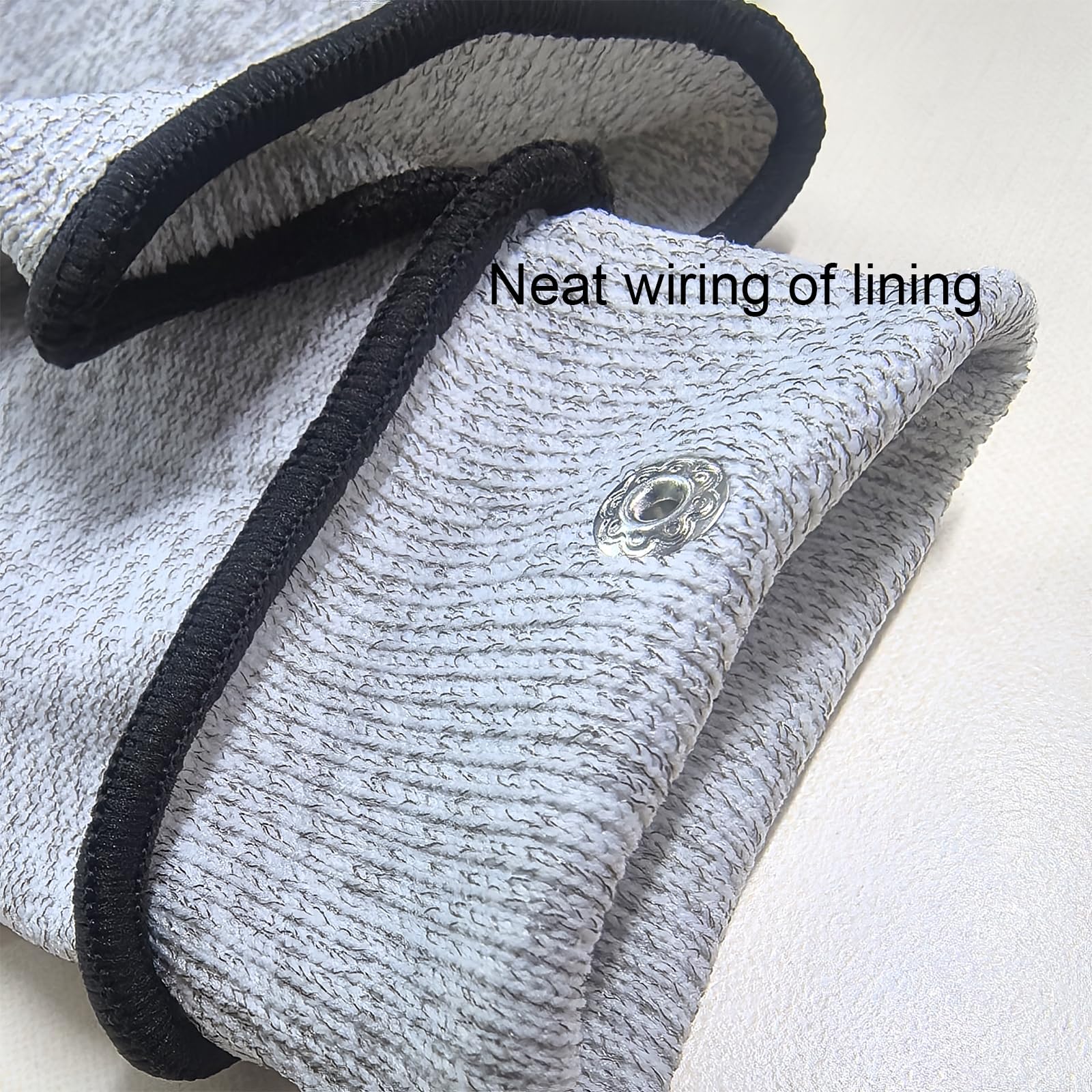 KYJiuLiu washable conductive gloves with simple care.