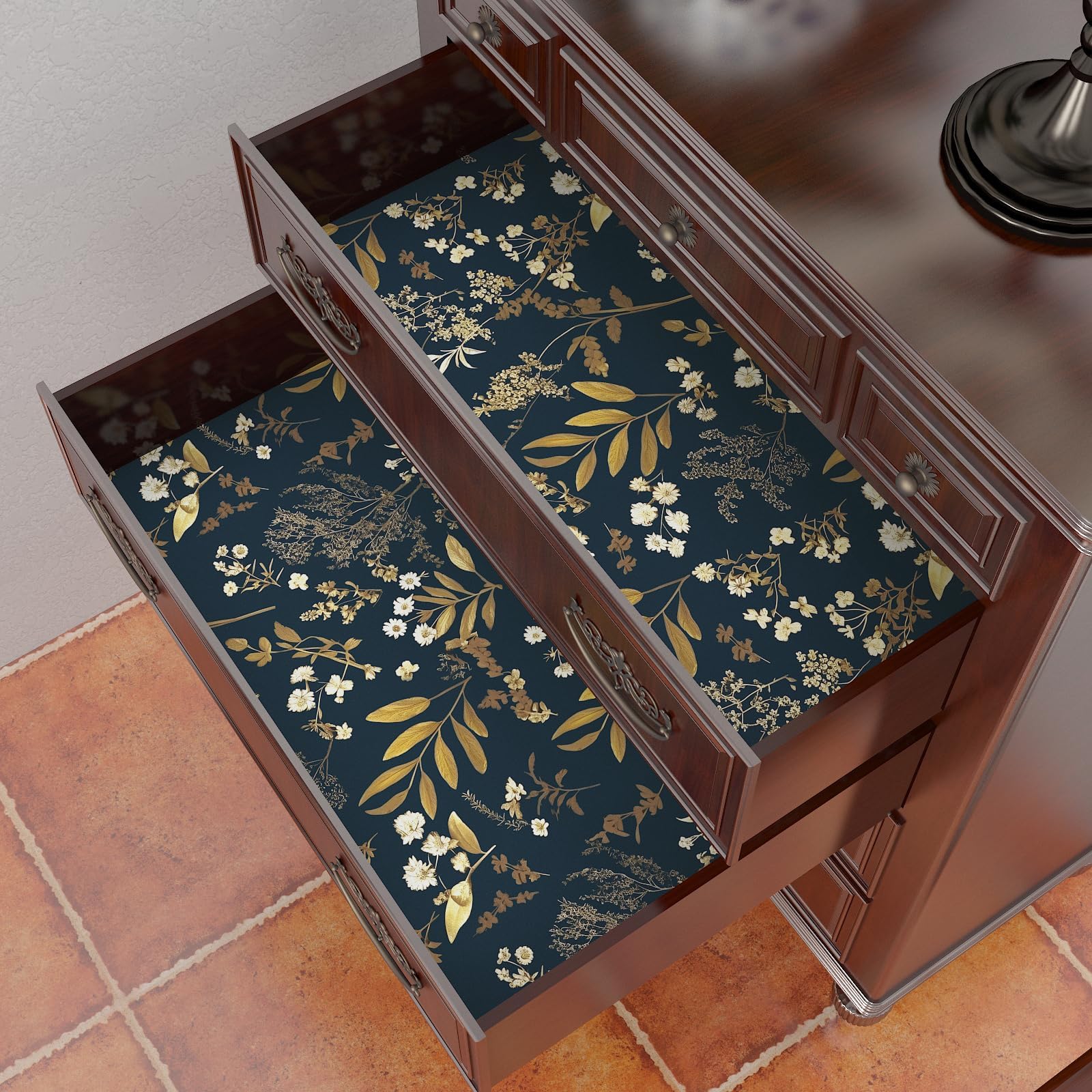 Laatse vintage floral pattern wallpaper adds boho charm to living spaces