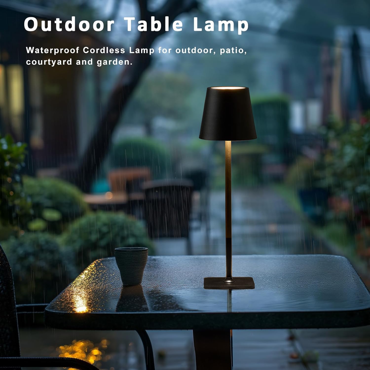 LamparaDecor matte black lamp adds modern elegance to kitchen counters.