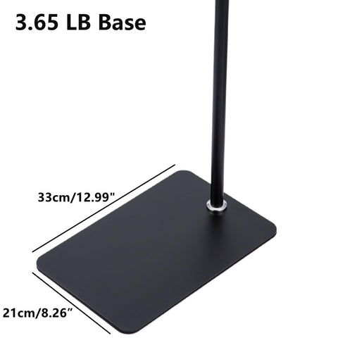 LamYHeng gooseneck on the stand provides flexible light direction.
