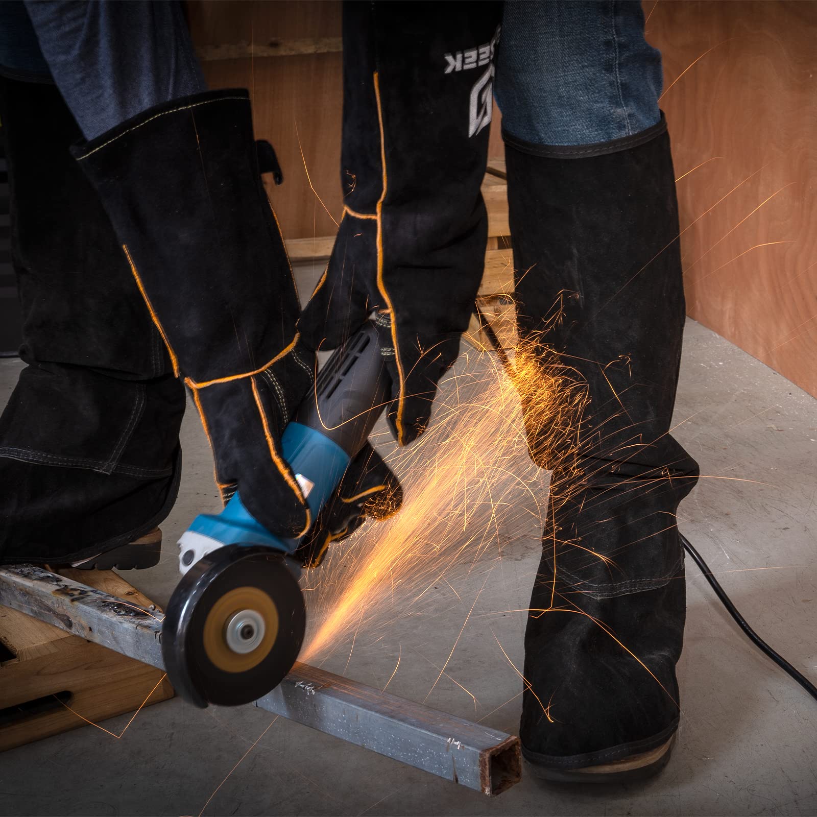 LeaSeek spats guard shoes in welding and glass processing environments