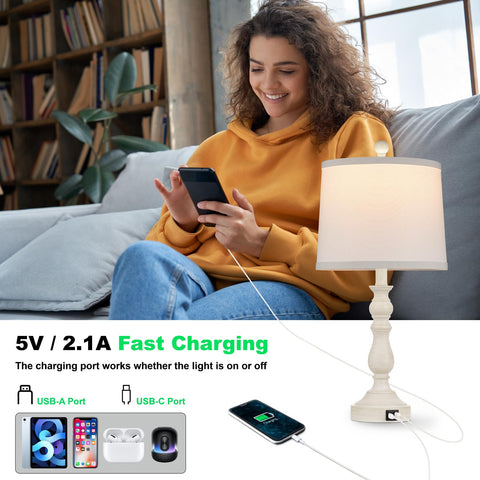 Leasgy lamps include USB-C and USB-A ports for easy charging.