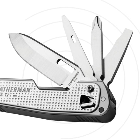 Leatherman Free T2 one-hand access in use for quick tasks