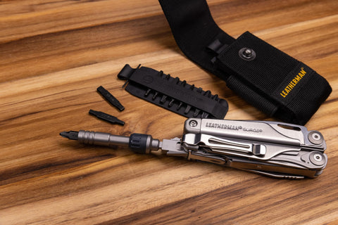 Leatherman Ratchet Driver securely holds bits during fast, accurate tightening.