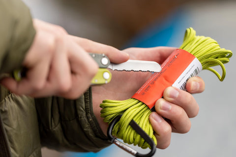 Ruler and awl features on LEATHERMAN Rebar mossy slate for measurement