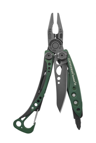 Leatherman Skeletool CX blade open for precise camping cuts