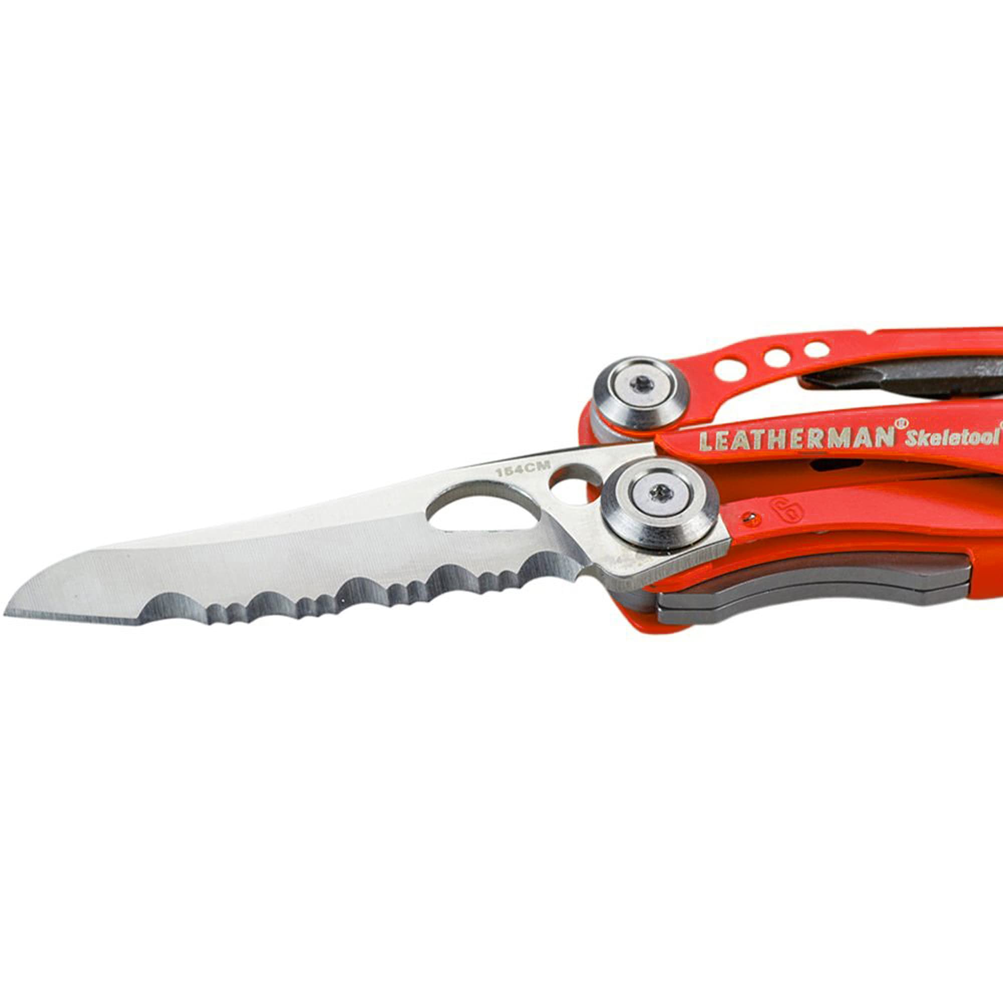 Leatherman Skeletool RX wire cutters for clean cuts
