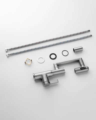 Lefton BF2204-0 single lever control simplifies temperature adjustment.