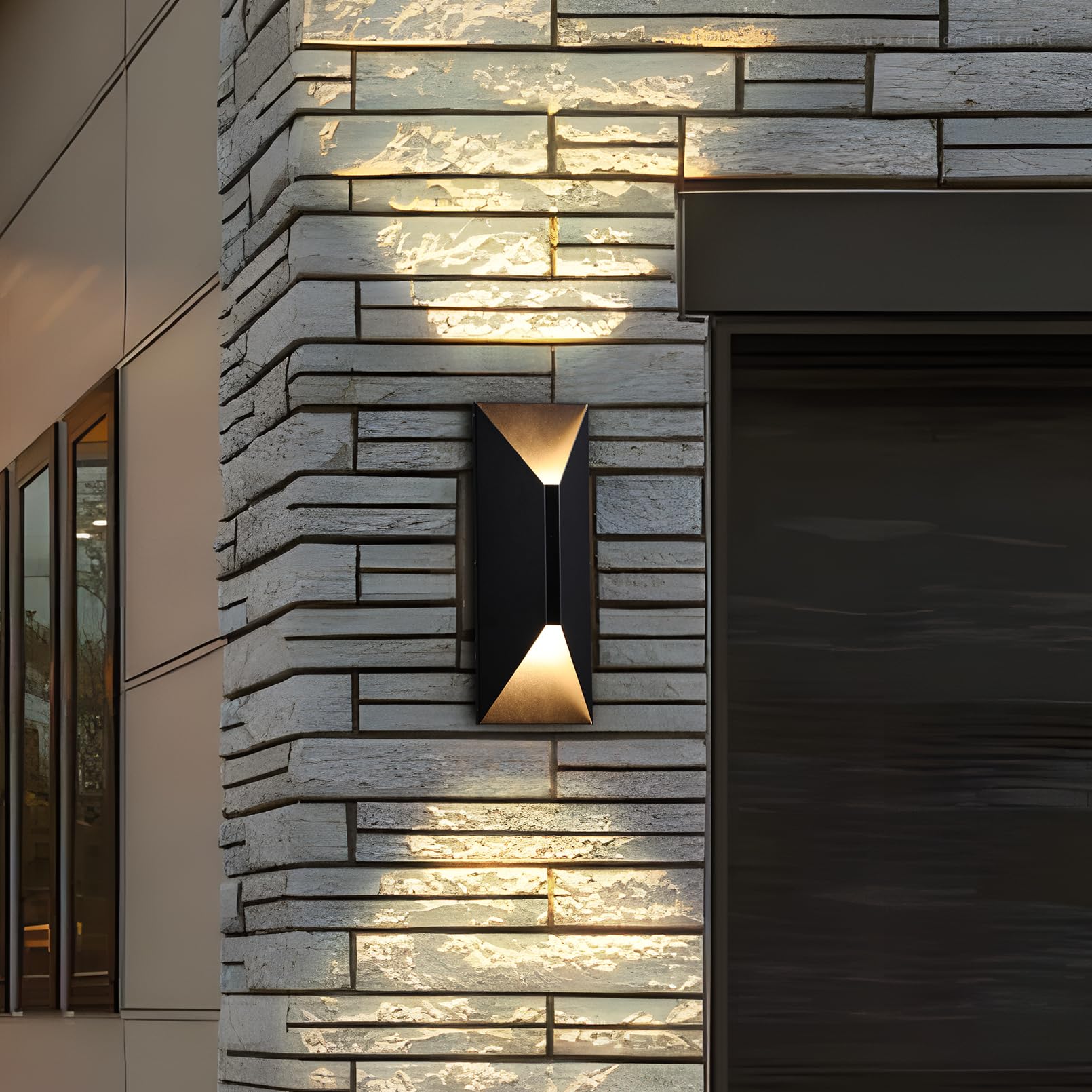 LEONLITE CRI90 delivers accurate color rendering for outdoor scenes
