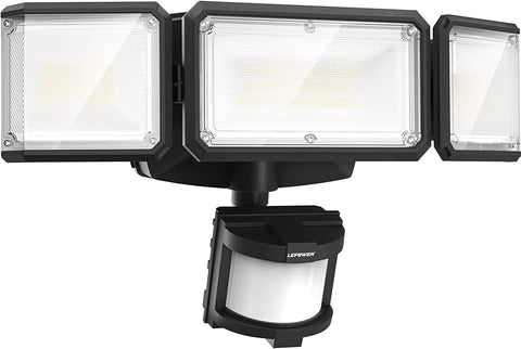 LEPOWER battery-powered LED flood light with 1500lm for bright outdoor illumination.