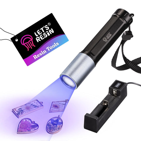 LET'S RESIN UV light demonstrates fast cure speed for small resin pieces.