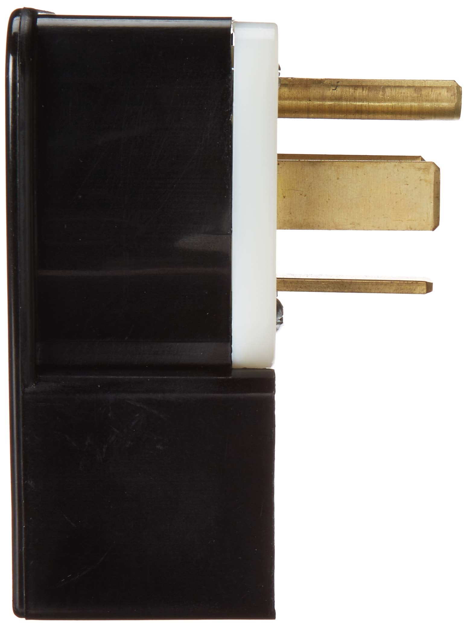 Leviton 9462-P heavy-duty design with secure ergonomic grip for easy plugging