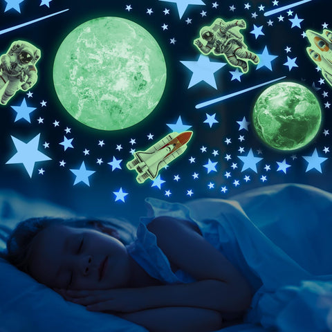 LiderStar kid-safe space decals suitable for boys and girls' rooms