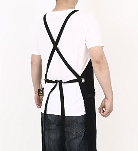 Life Flavor back straps view emphasizing comfort and secure quick-release buckle.