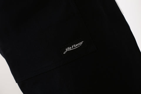 Life Flavor adjustable size feature from M to XXL for versatile fit.