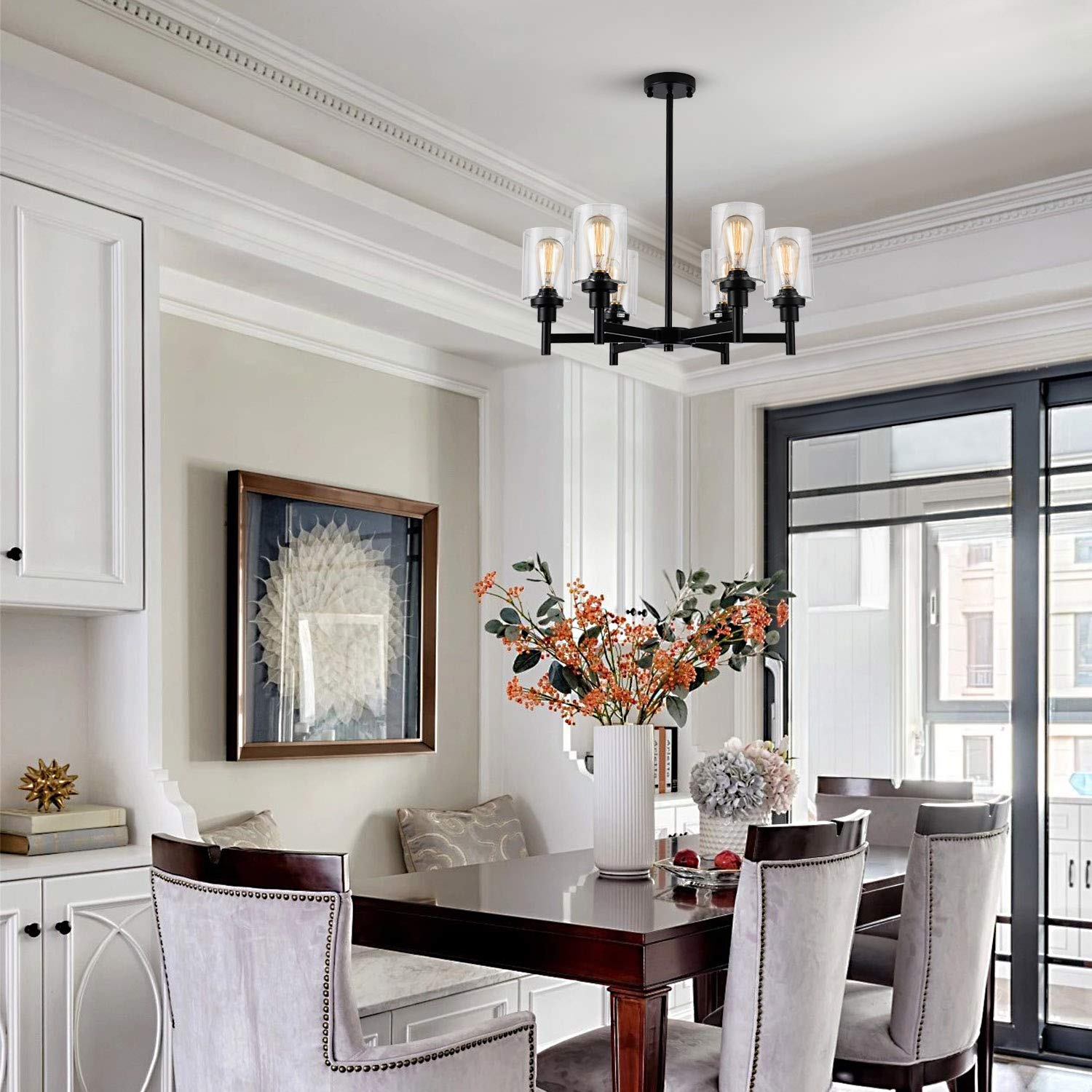 LIGHTDAMY farmhouse chandelier with clear glass shades adds rustic dining elegance