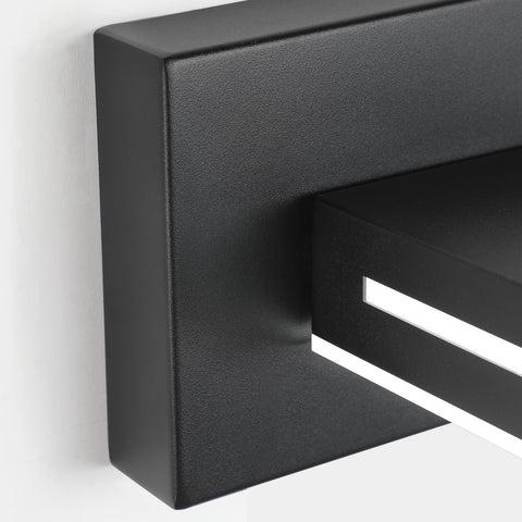 Liilokte cool white 6000K vanity light delivers crisp task lighting.