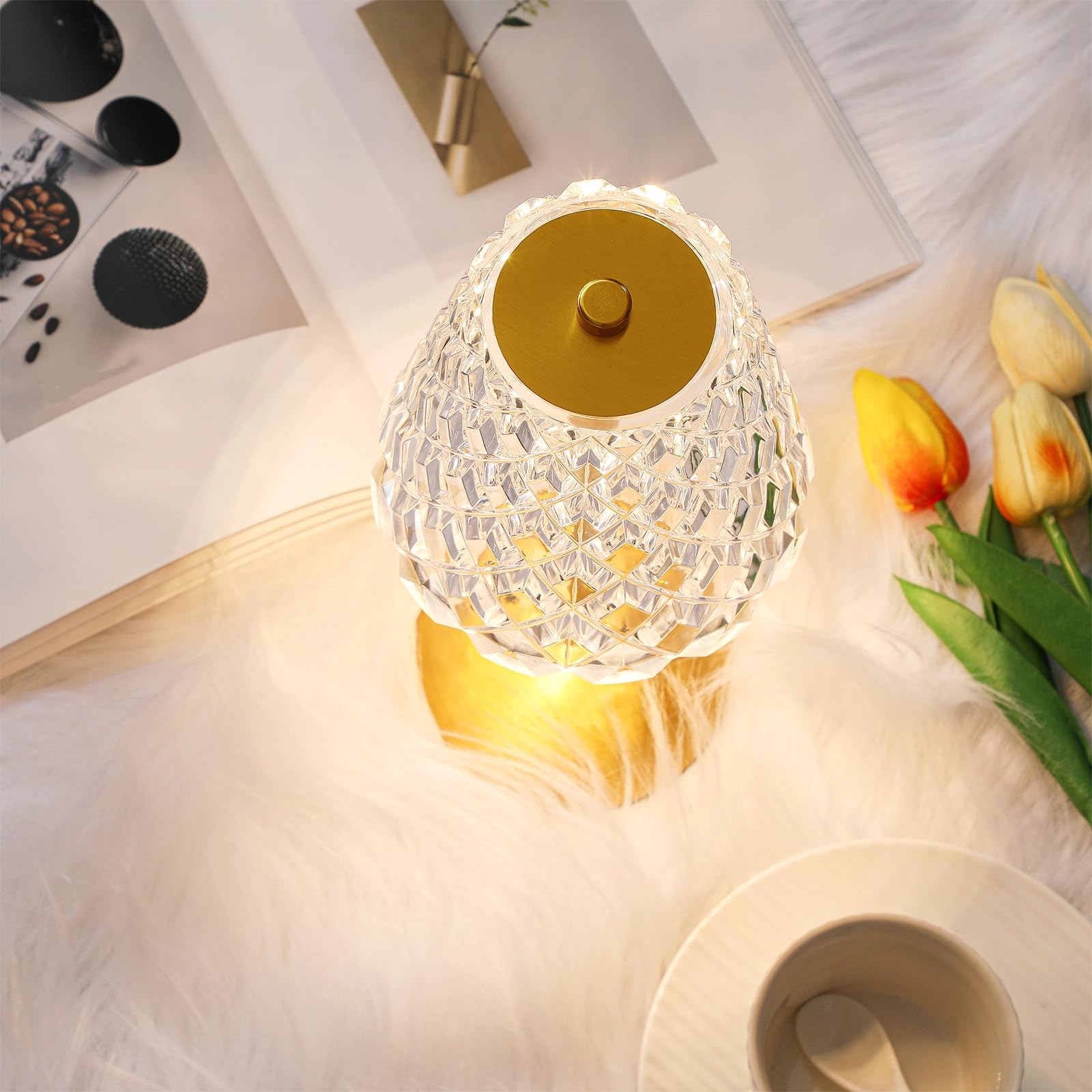 Liliful rechargeable battery lamp is compact and easy to place anywhere.