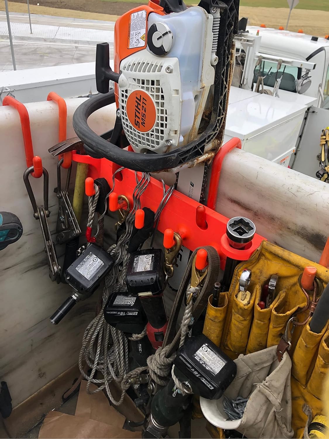 LINE WORK BUCKET PRODUCTS 2-inch hooks provide secure access points