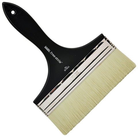 Liquitex Large Scale Broad Flat brush for large acrylic areas