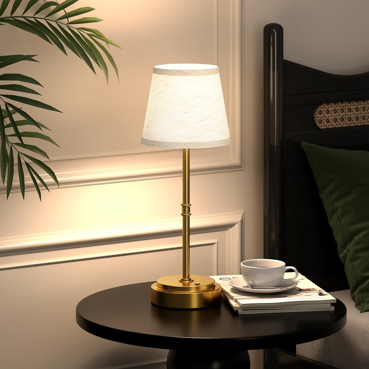 Litluzecozy cordless table lamp in antique brass for stable, wire-free dining lighting