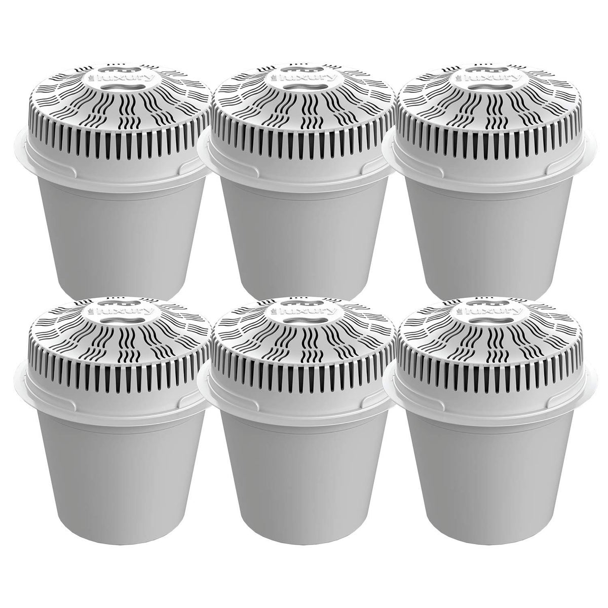 Little Luxury Vitality filter bottle pour shows crisp, filtered water.