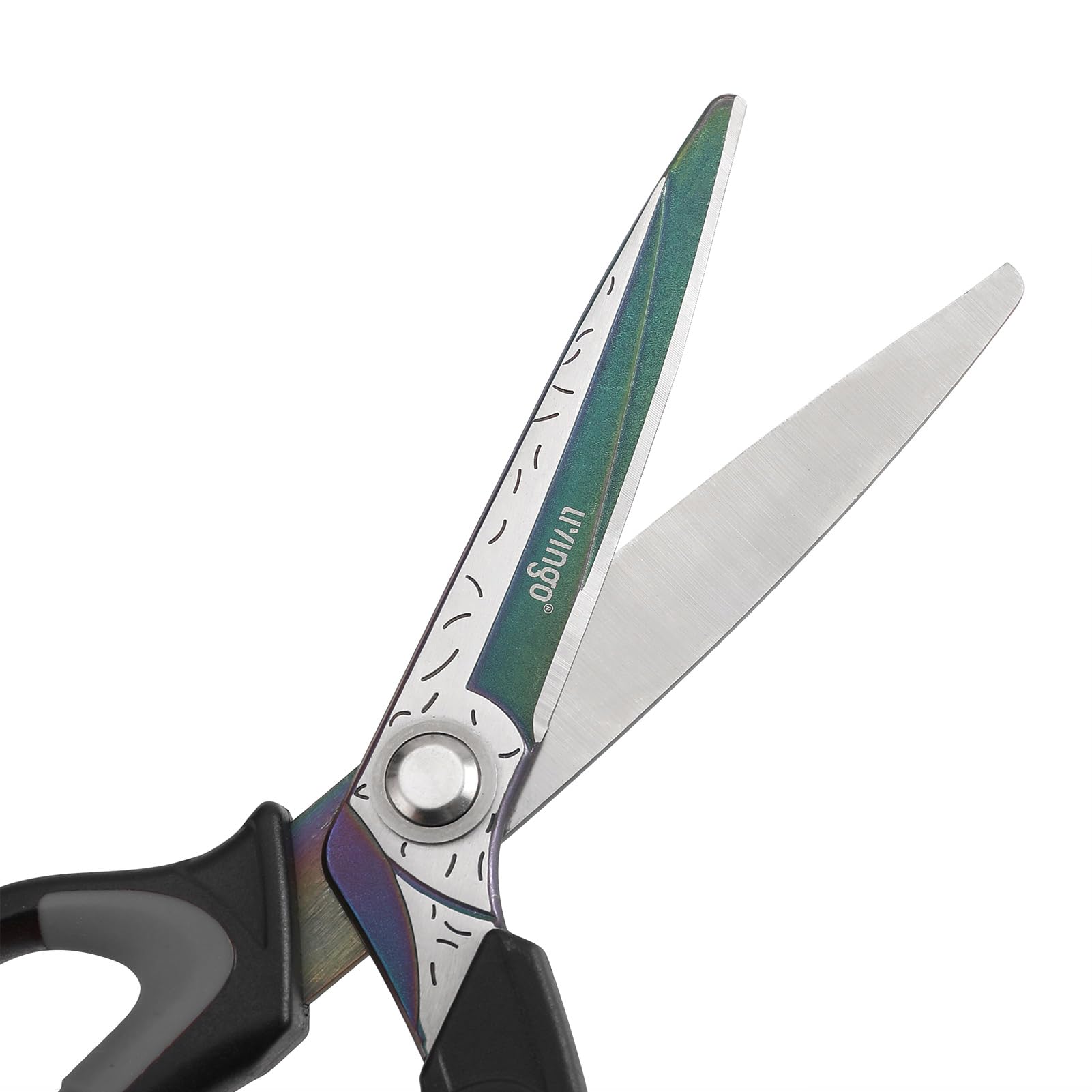 LIVINGO heavy-duty scissors pruning cut demonstrates precise pruning of woody stems