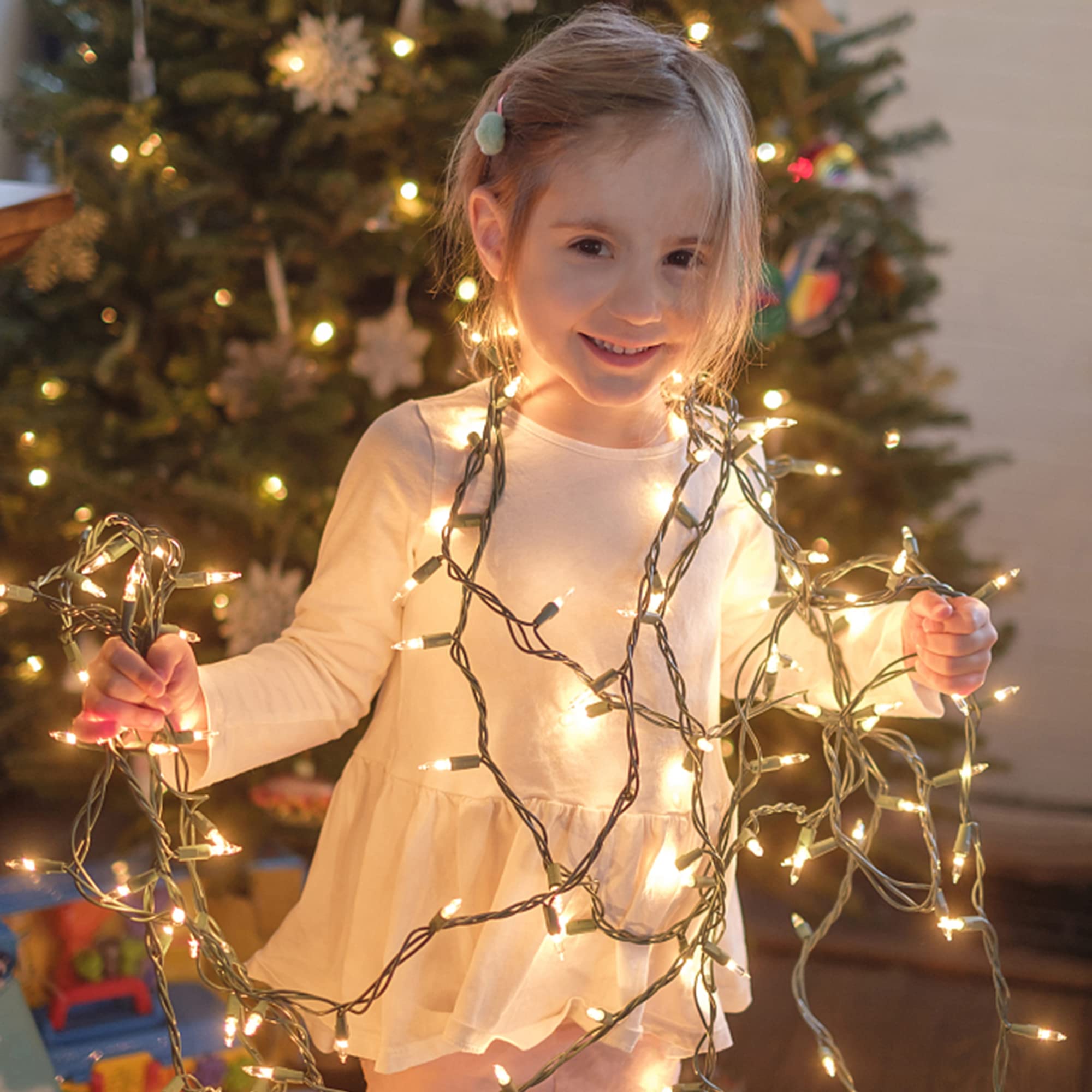 LJLNION gift-ready Christmas light set for holiday decorating