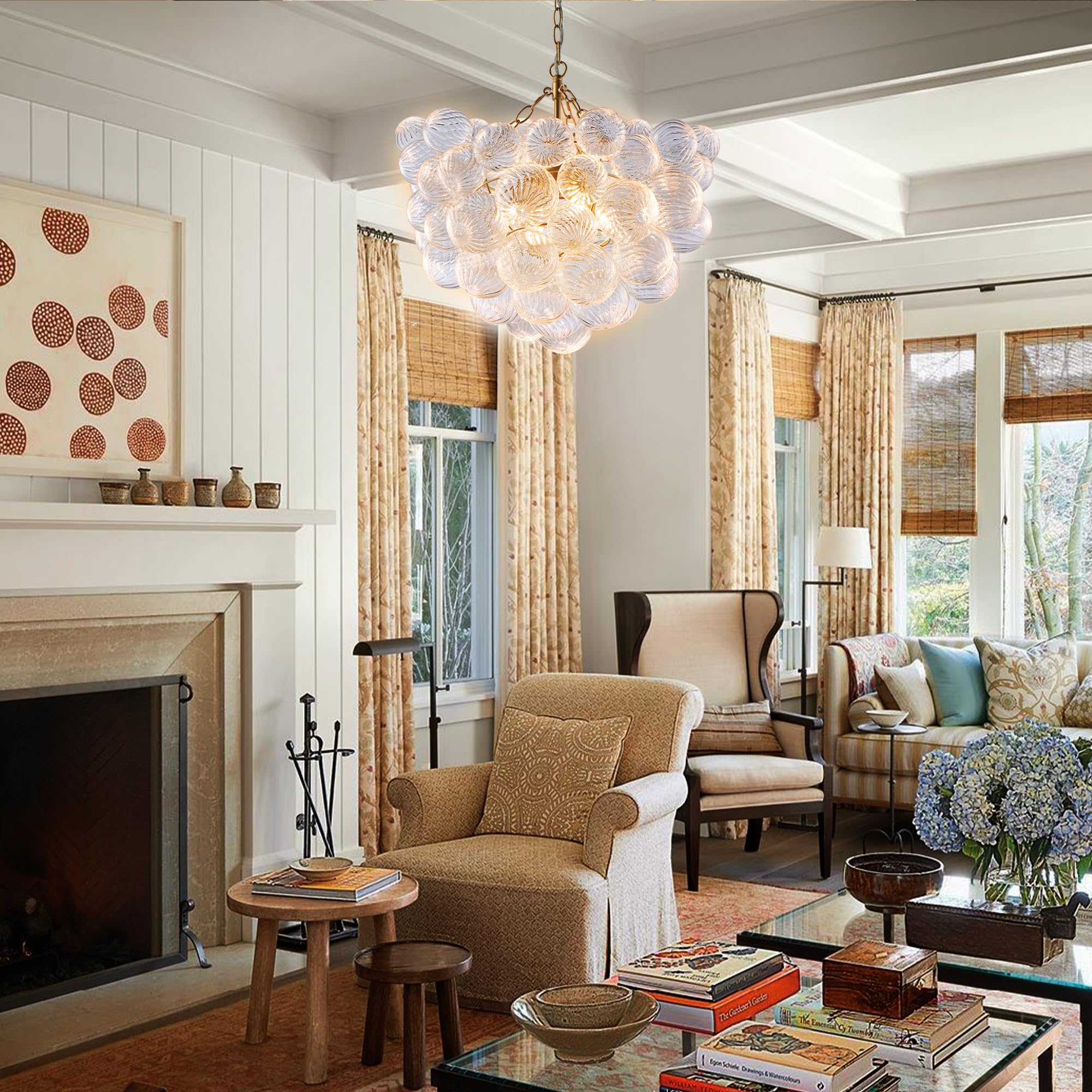Longree cluster bubble glass light creates a modern centerpiece with reflective surfaces.