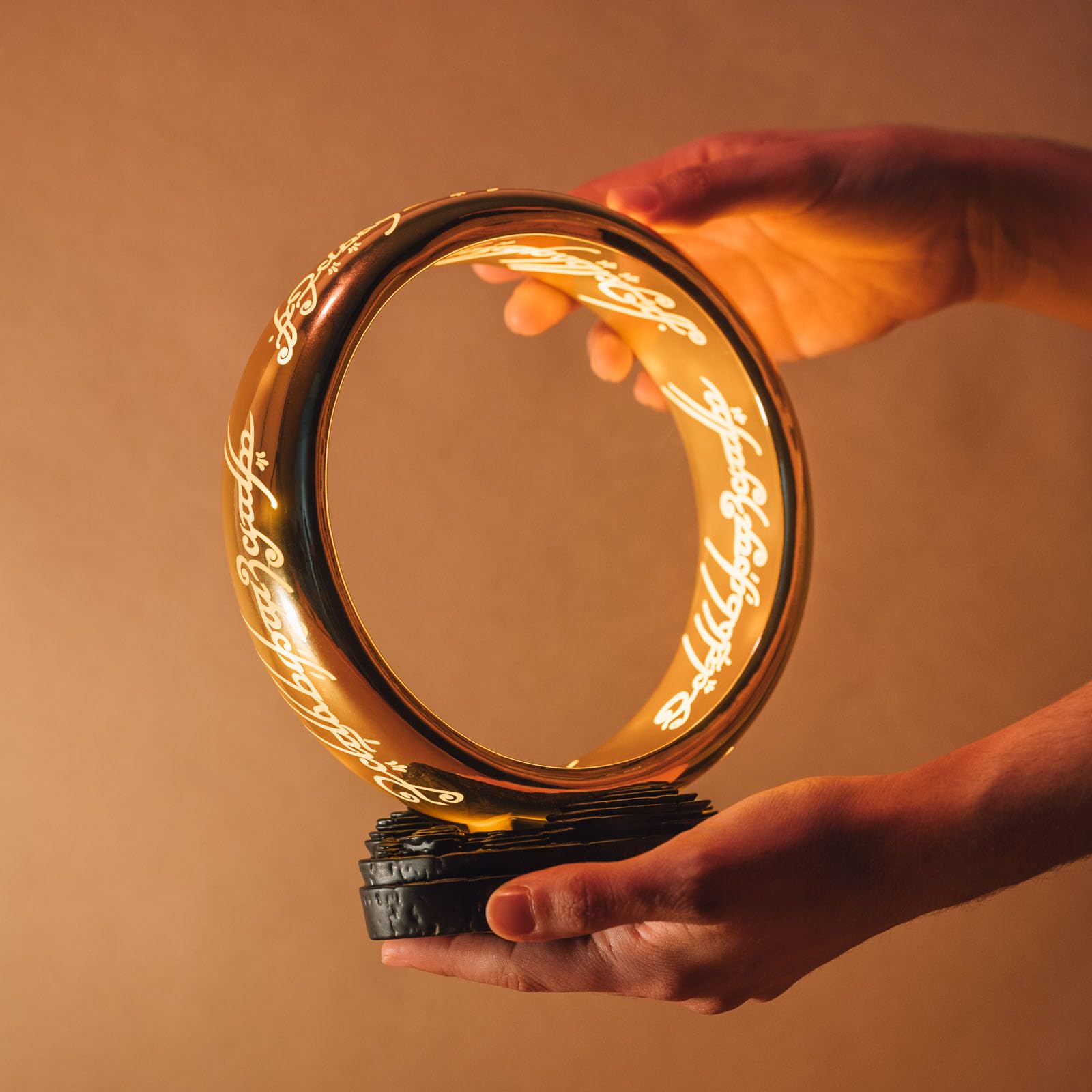 Detail view of the Lord of the Rings lamp base showing stability