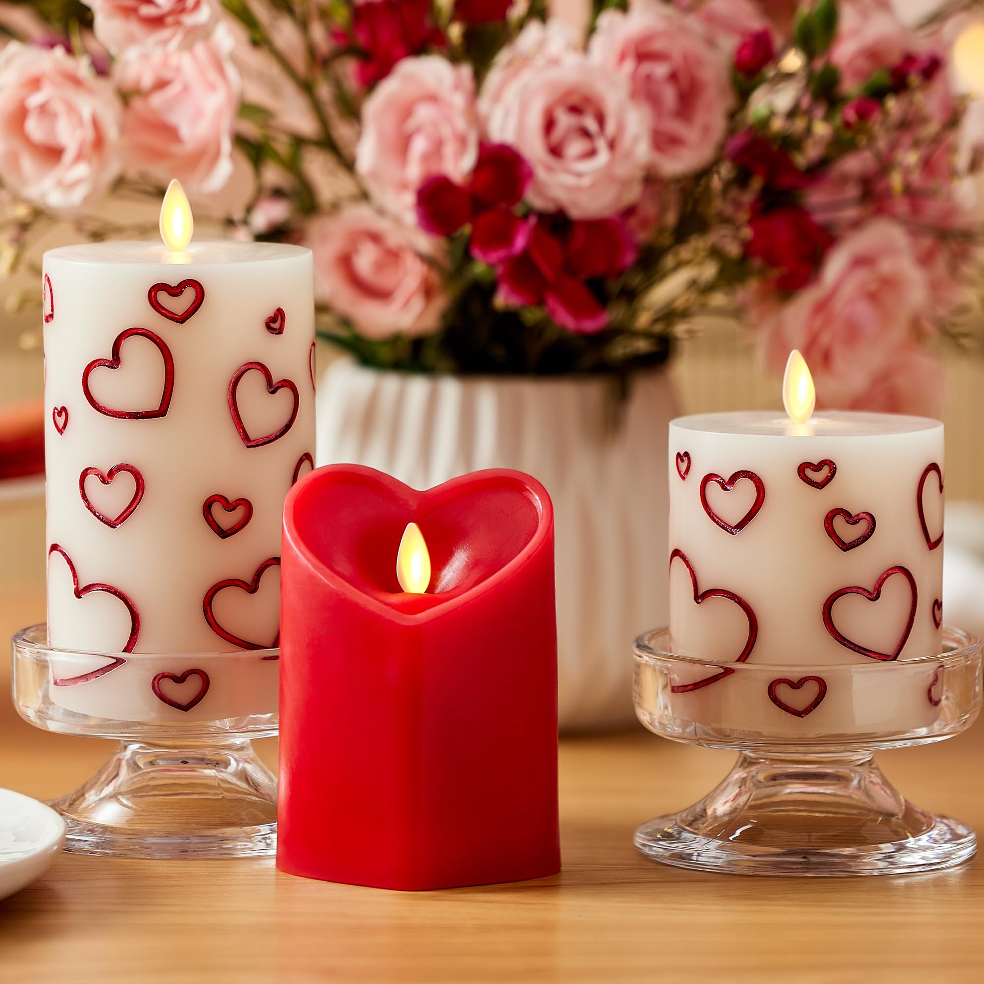 Luminara 3-5-by-4-5-inch heart candle for tabletops and shelves.