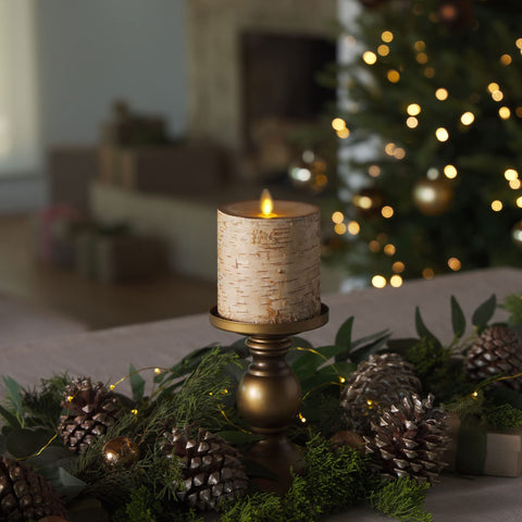 Luminara moving flame LED candle simulates real candlelight safely.