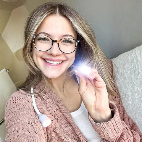 LUMOS Knitting Light helps when working with dark yarn to reduce eye strain.