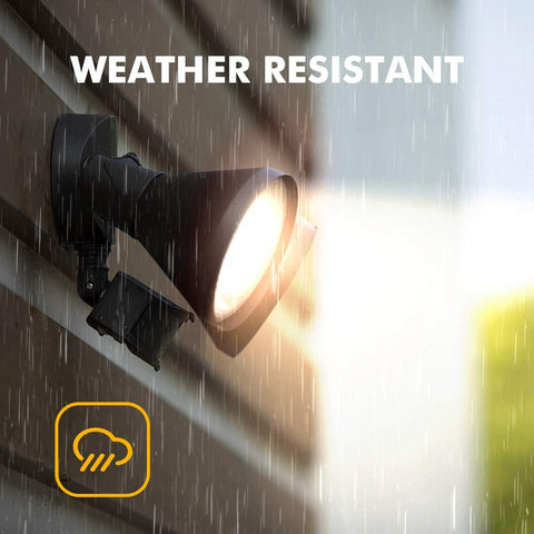 LUTEC 6211BZ-PIR23A 180-degree sensing angle for broad outdoor coverage
