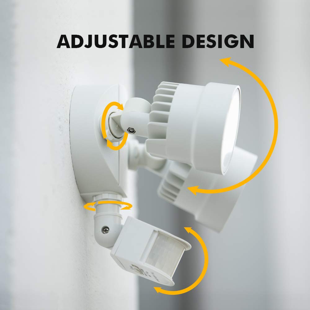 LUTEC P6221W-PIR24 ip54-waterproof design withstands rain and dust.