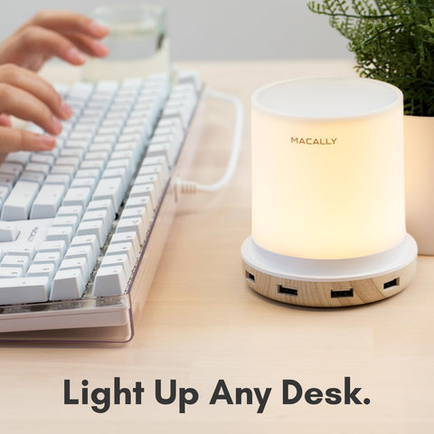 Macally bedside lamp with 3-way dimming for warm ambience.