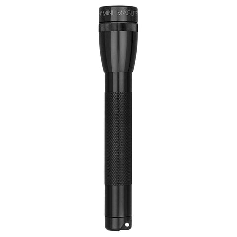 MagLite M2A01C AA mini flashlight beam focus demonstration from spot to flood.