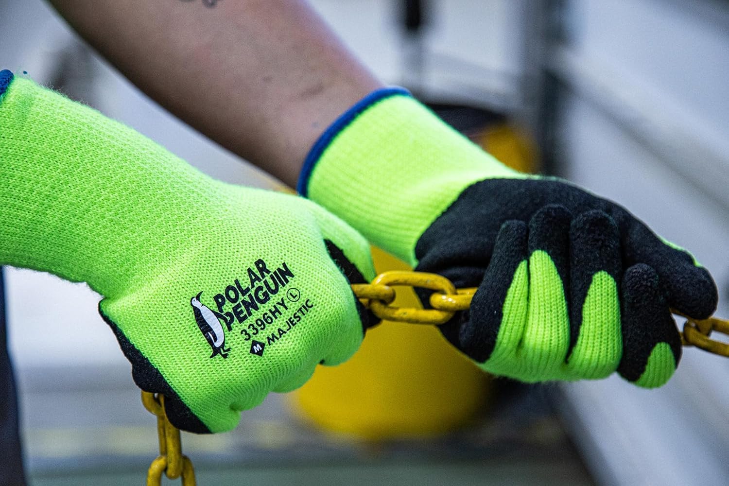 Foam-latex coated palm delivers flexible grip for precise tasks