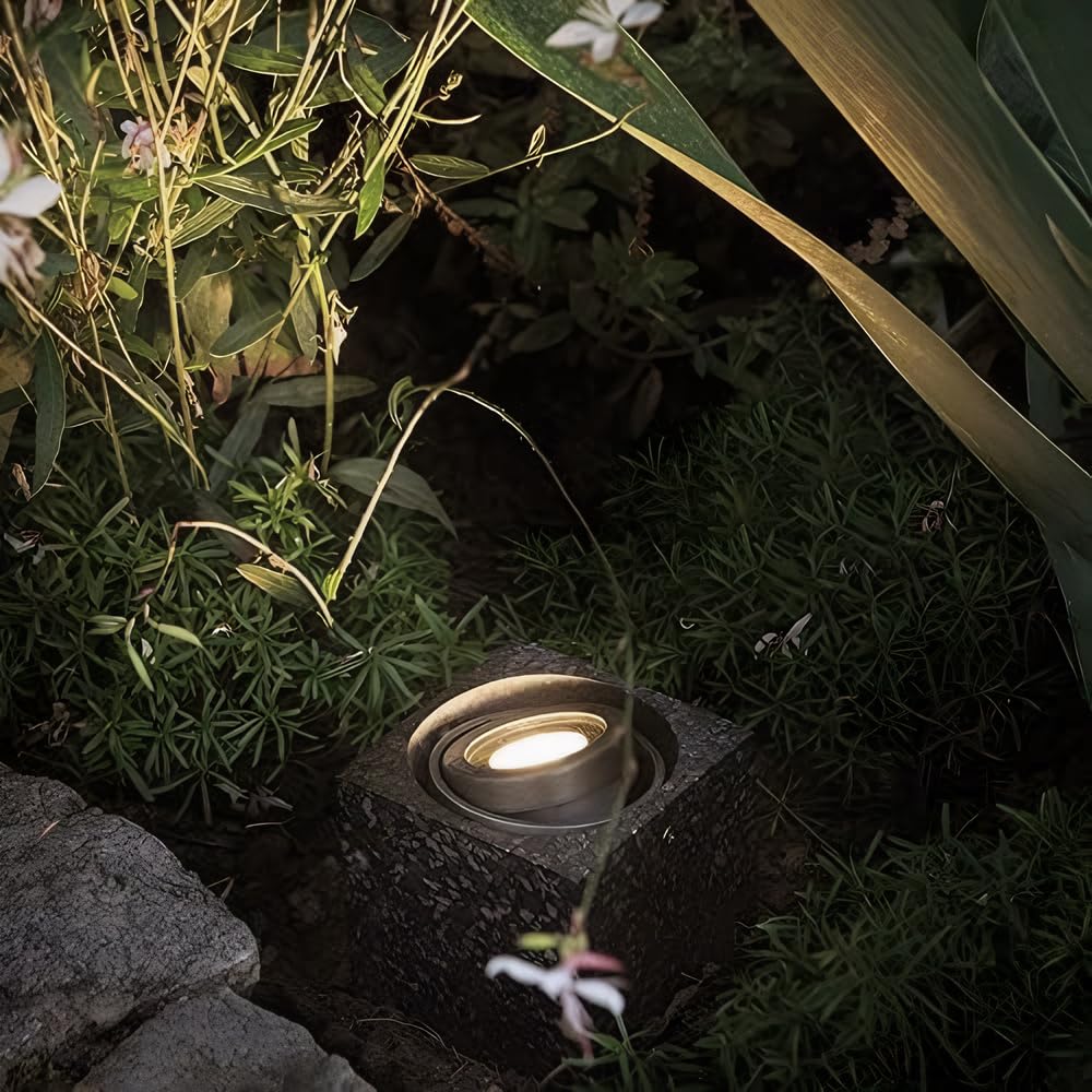 Indoor recessed and track lighting powered by Makergroup MR11 GU4.0 3W