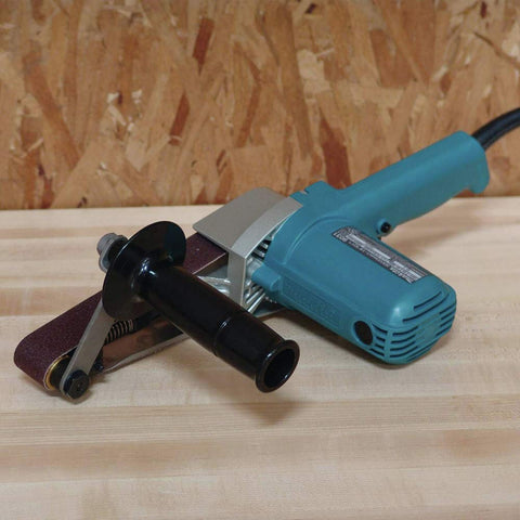 Makita 9031 5-amp motor delivers steady power for detail work