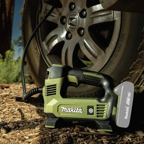 Makita ADMP180ZX inflator includes an LED light for night-time visibility.