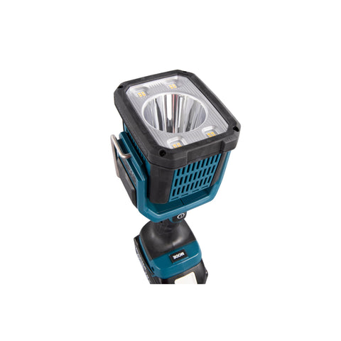 Makita DML812 battery compartment shows battery compatibility