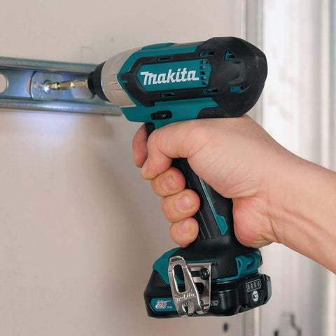 Makita DT03R1 ergonomic soft-grip handle reduces fatigue during extended use.