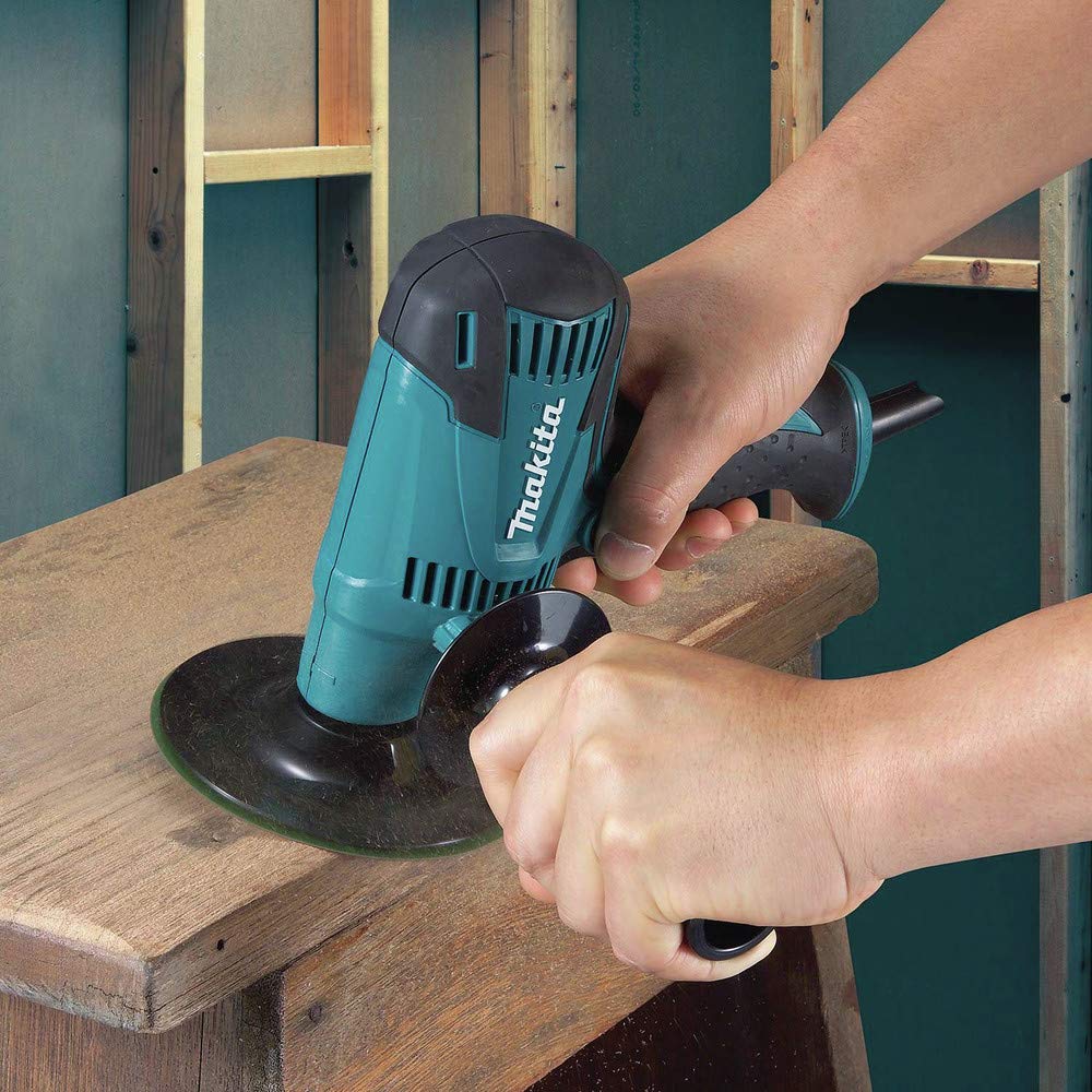 Makita GV5010 soft grip handle enhances comfort during long sanding sessions.